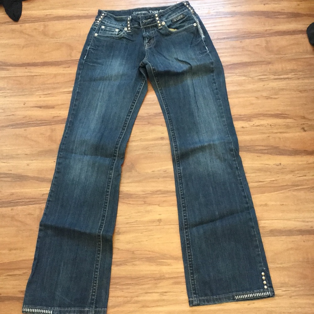 27x35 Cowgirl Tuff Jeans. Hardly worn